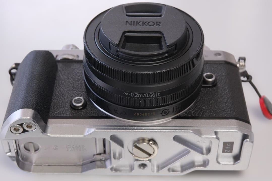 Nikon Zfcボディ　DX16-50mm f3.5-6.3ズームレンズ