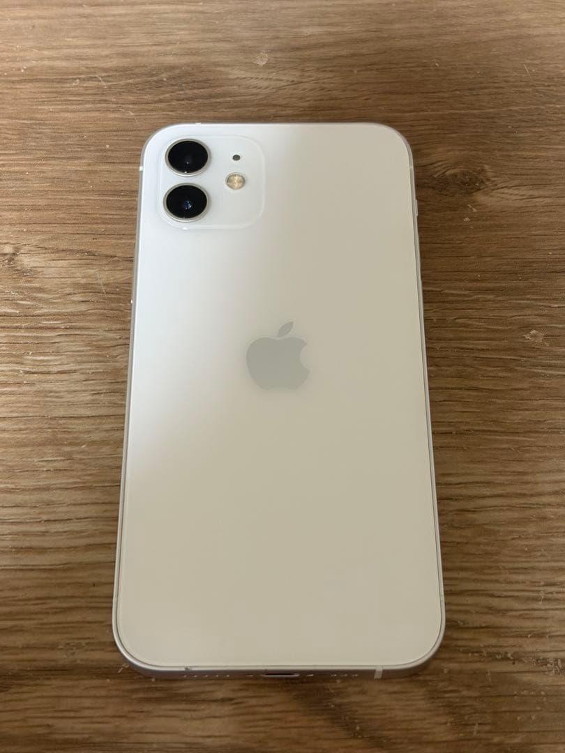 iPhone12ホワイト64GB