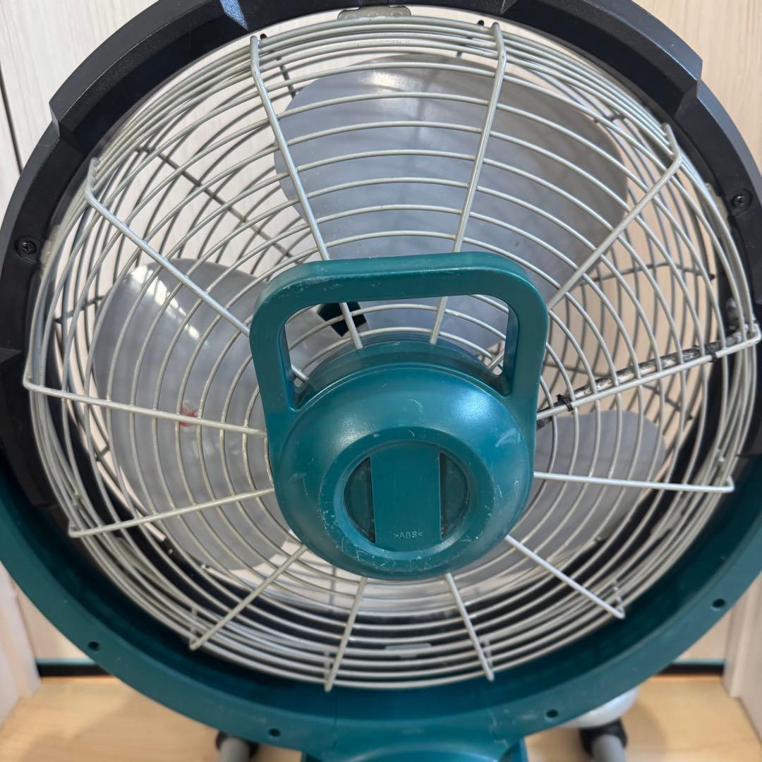 makita マキタ 扇風機 充電式産業扇 CF300D