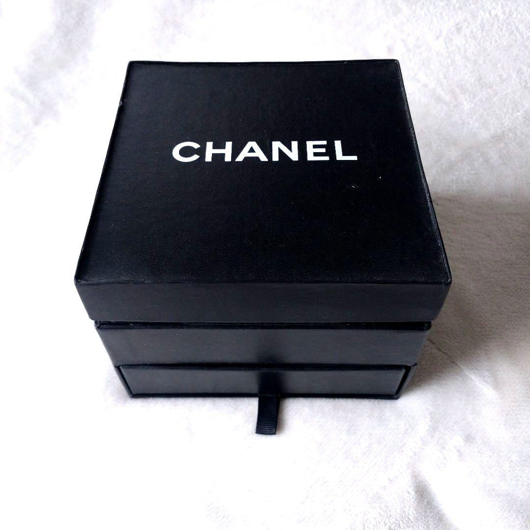 CHANEL 限定ギフトボックス
