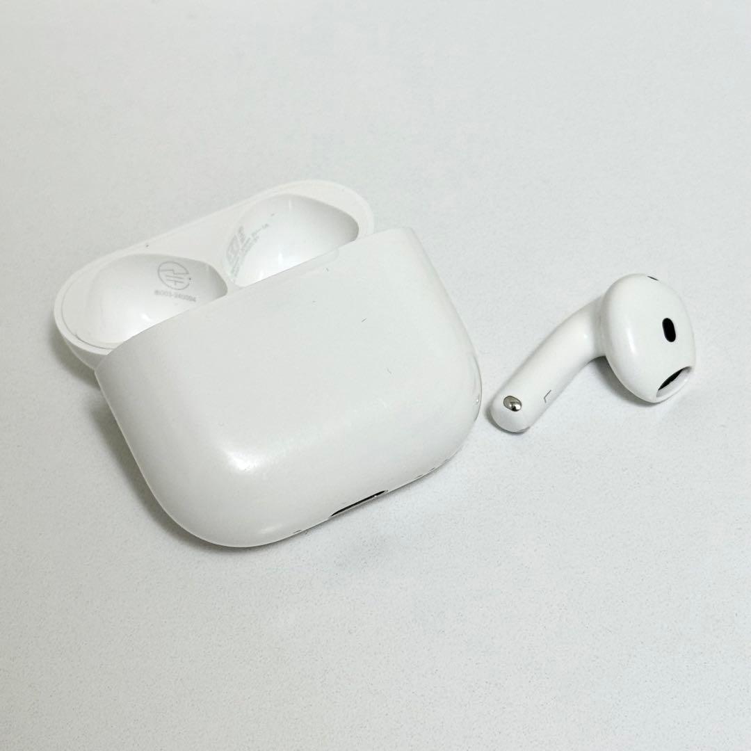 AirPods 4 左耳のみ ノイズキャンセリングあり