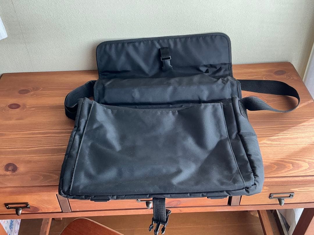 Apple 旧ロゴ ショルダーバッグ 虹色アップル ヴィンテージ