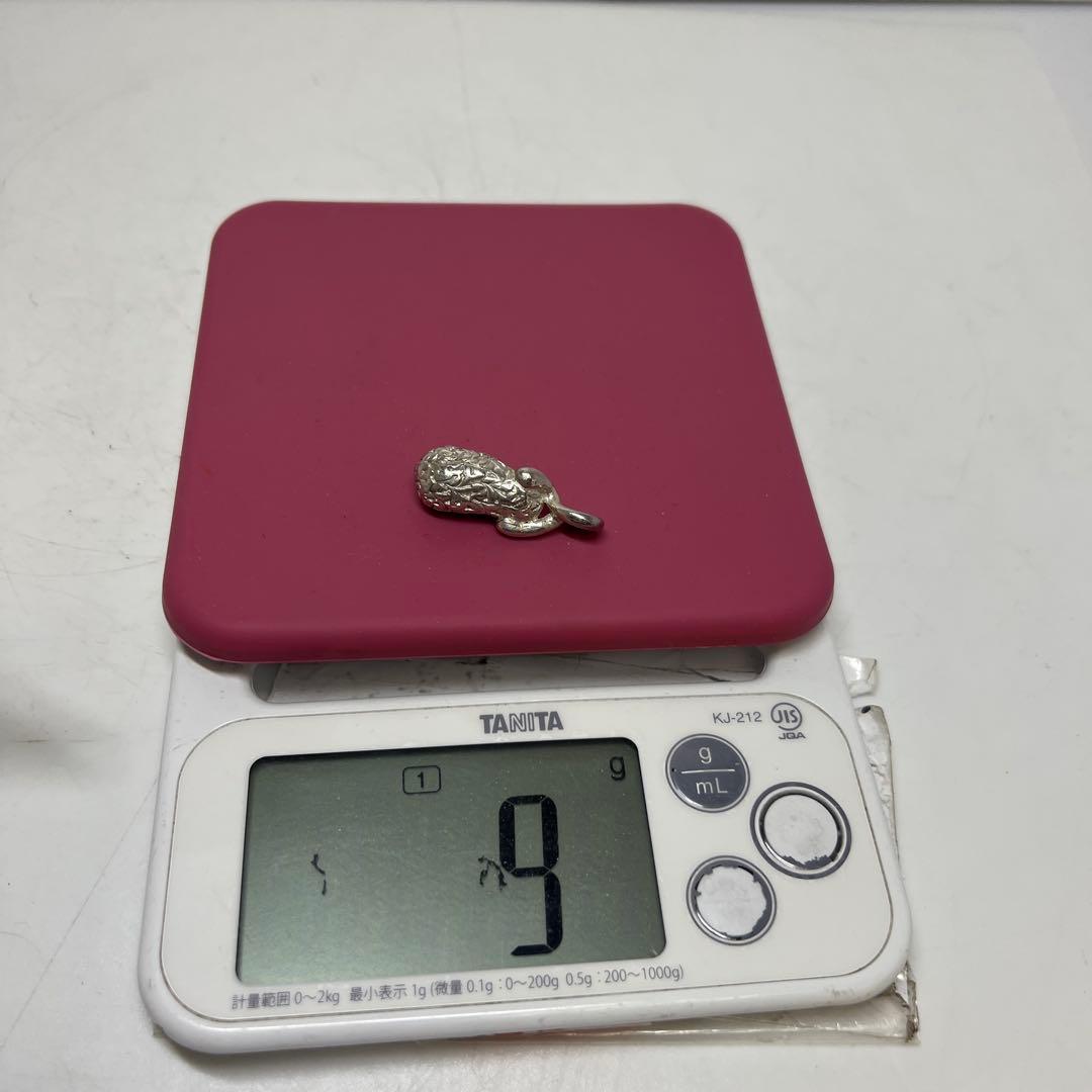 銀製　根付　9g 東さ8-0404ア㊱