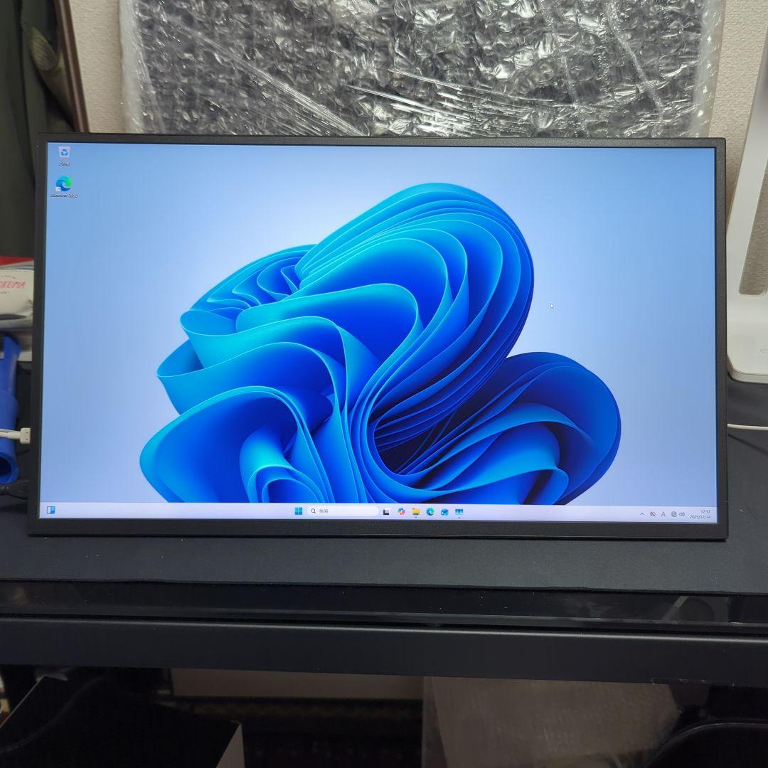 18.5型 ポータブルモニター VESA対応