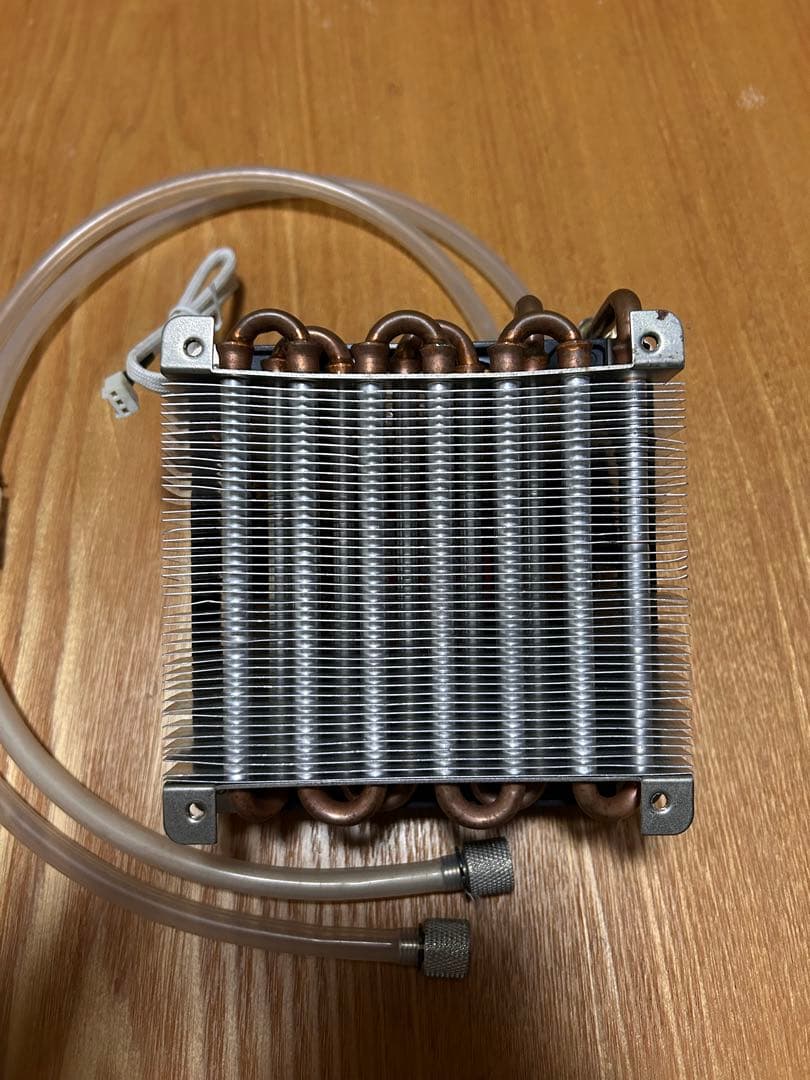 コンパクト水冷クーラー 120mm