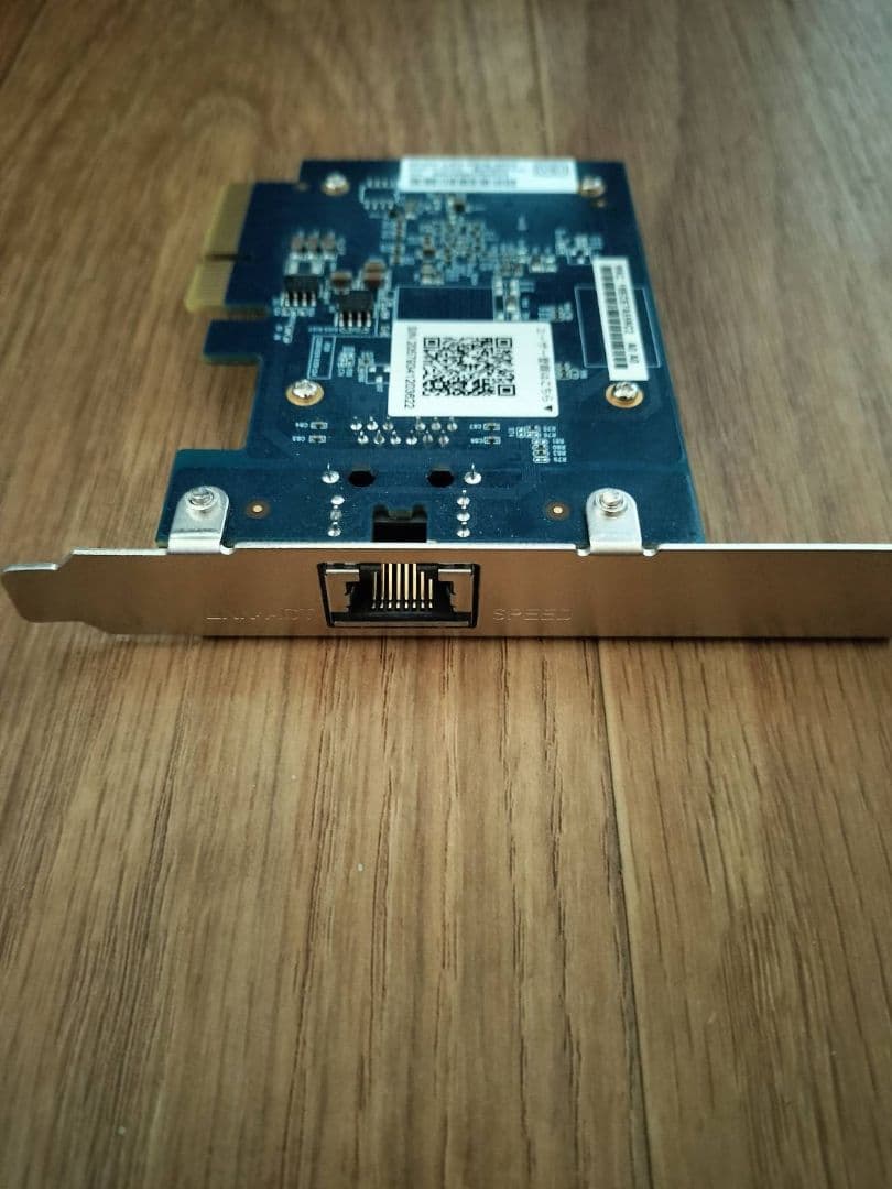 バッファロー10GbE対応 LANカード LGY-PCIE-MG2