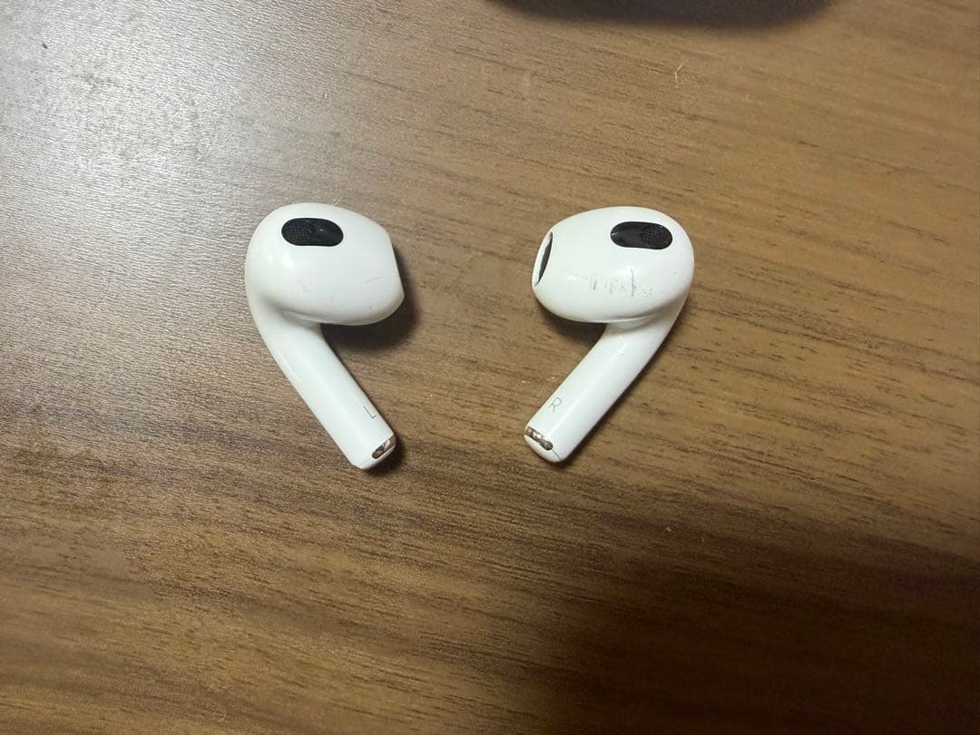 AirPods 第3世代 正規品 動作確認済み ケース付き