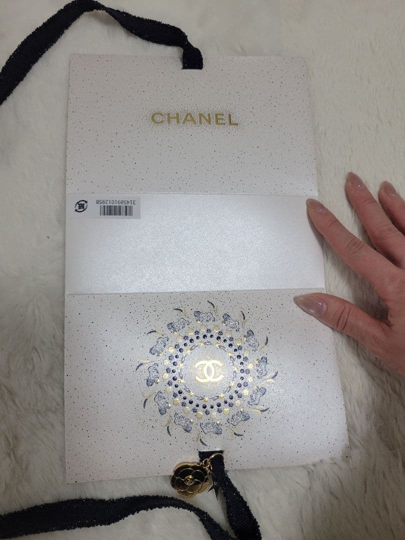 【新品】CHANEL☆LE LIFT LA CREME MAIN☆ハンドクリーム