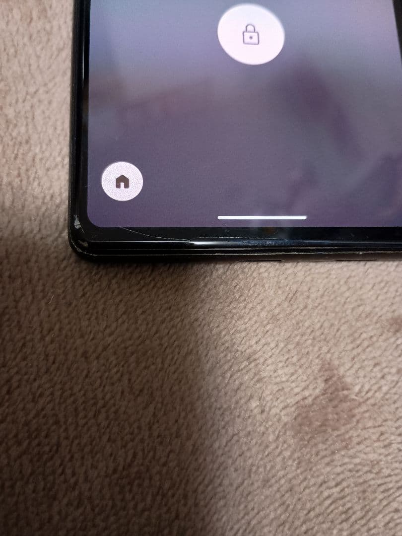 スマートフォン本体 黒色 画面傷あり