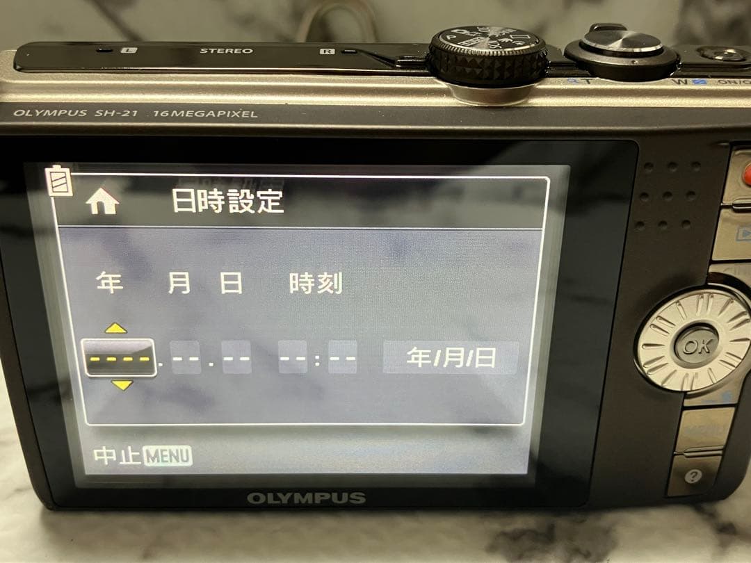 ★OLYMPUS★コンパクトデジタルカメラ「SH-21」