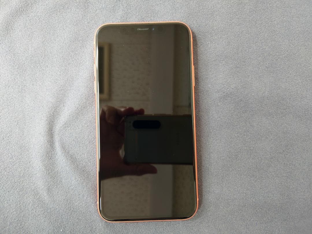iPhone XR コーラル 64GB SIMフリー