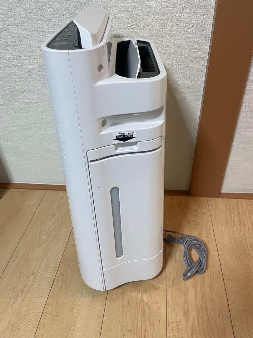 シャープ 加湿空気清浄機 KC-P50-W 2023年製