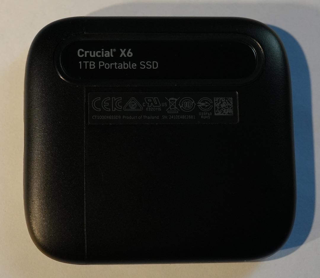 Crucial X6 1TB ポータブルSSD
