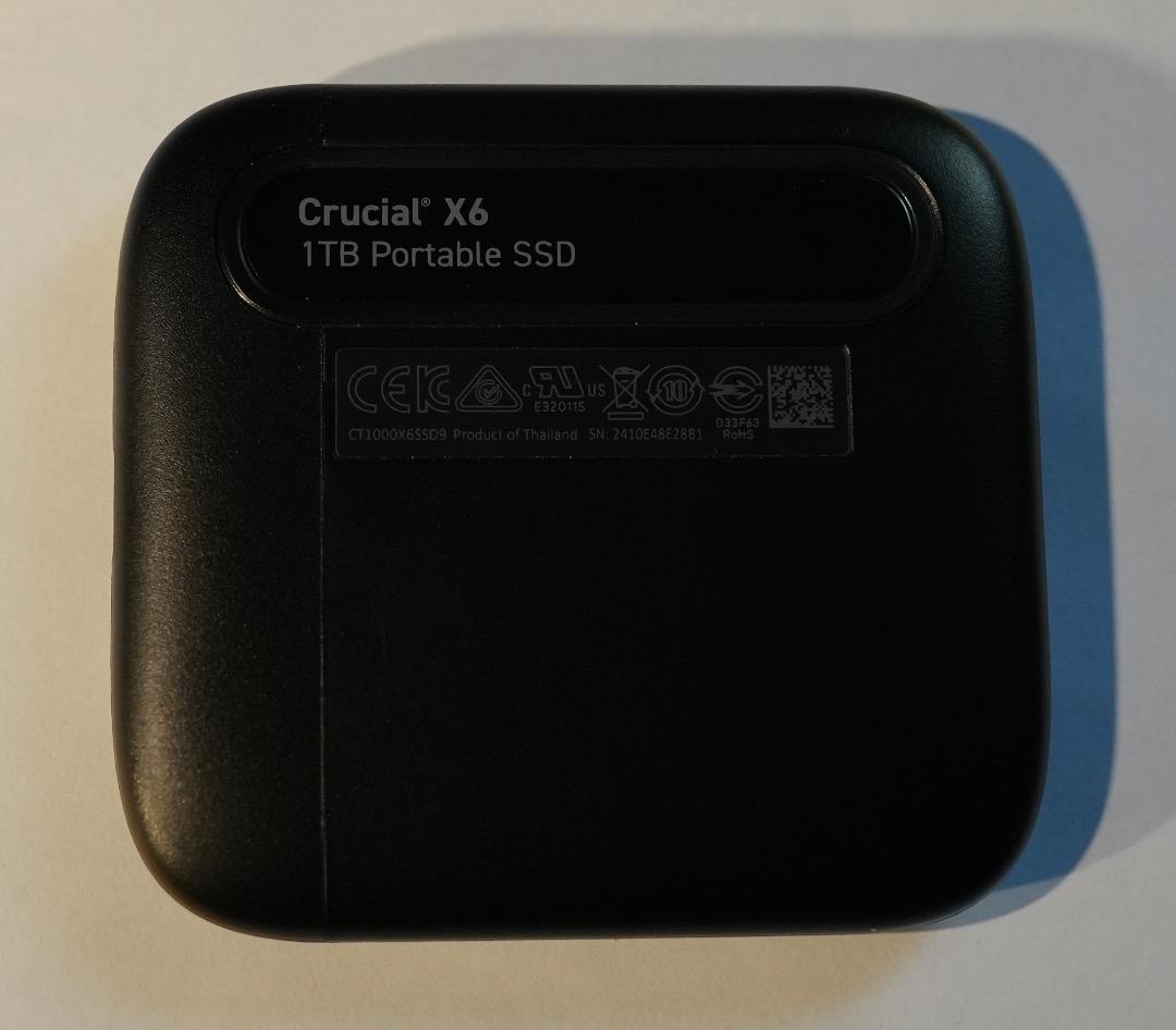 Crucial X6 1TB ポータブルSSD