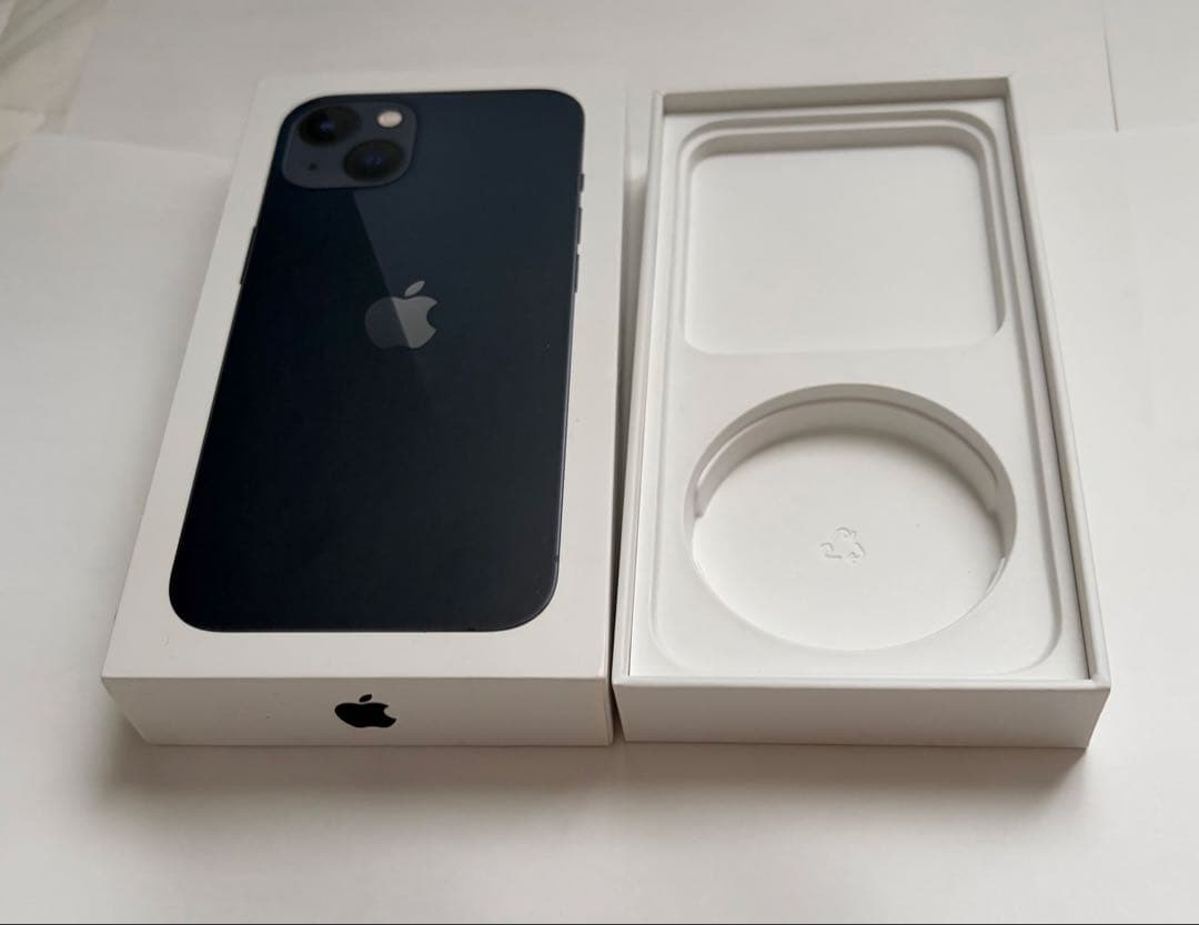 【値下げ中】iPhone 13 256GB ミッドナイト SIMフリー 74%