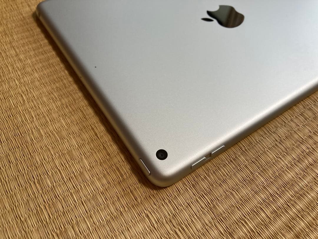iPad 第9世代 WiFi 64GB シルバー