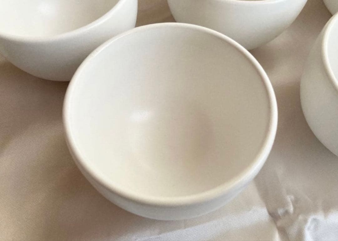 【内田邦夫】希少品白い小鉢 5個セット 未使用品 箱付和食器湯呑みシンプル工芸品
