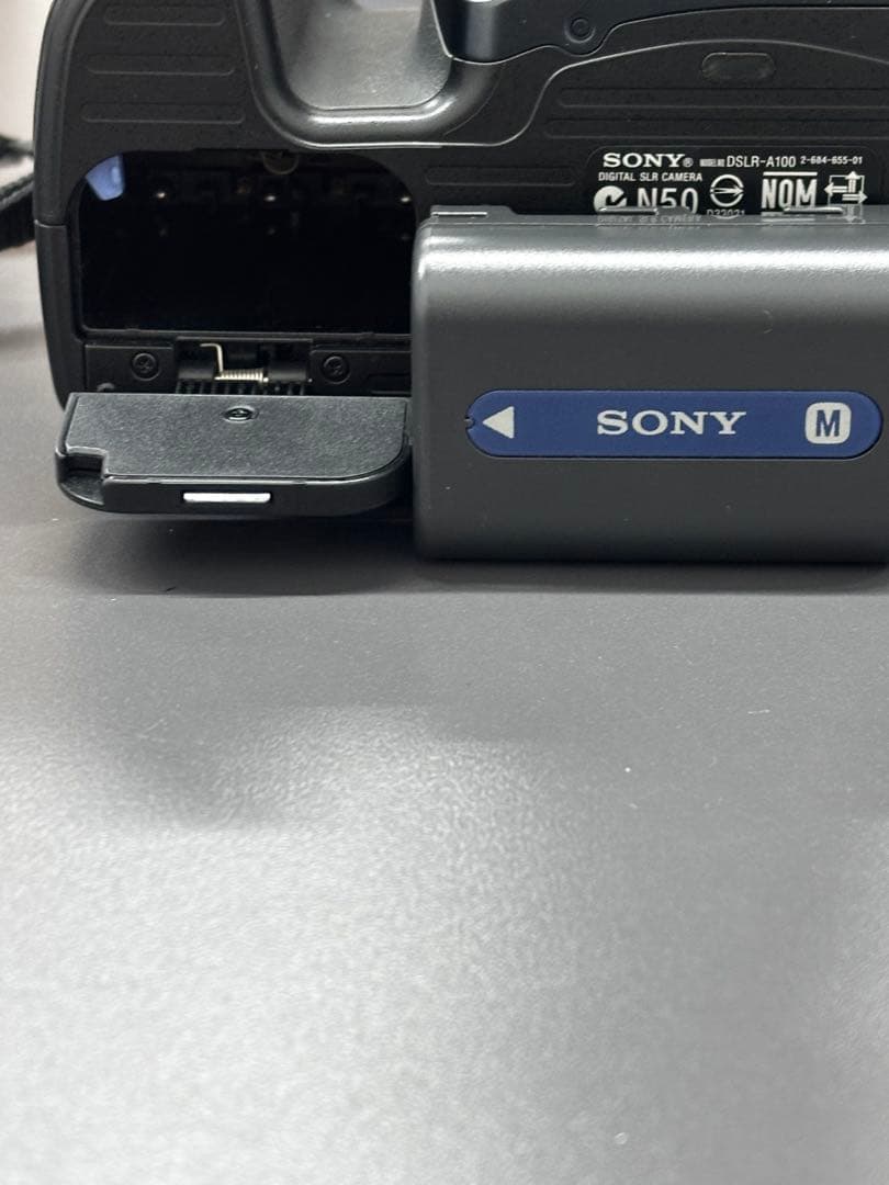 SONY α100 デジタル一眼レフカメラ DT 18-70mm