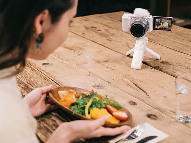 フル SONY VLOGCAM ZV-E10 II ズームレンズキット ホワイト