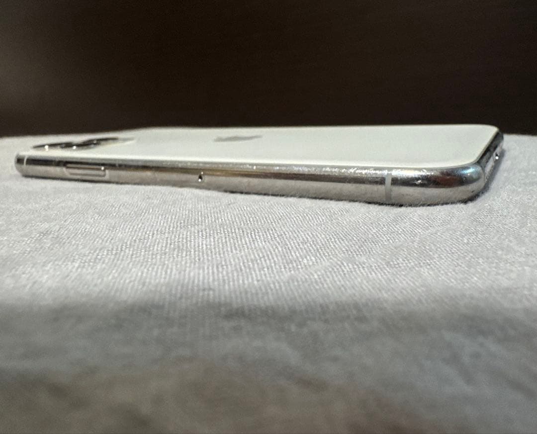 Apple iPhone 11pro 64GB ケース付き 初期化済み