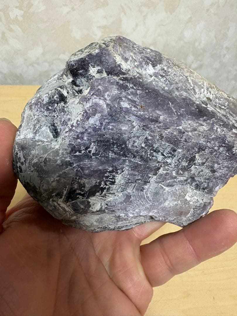 ブラジル産大きな天然アメジスト結晶988g 紫水晶 ルース加工用のお品高品質