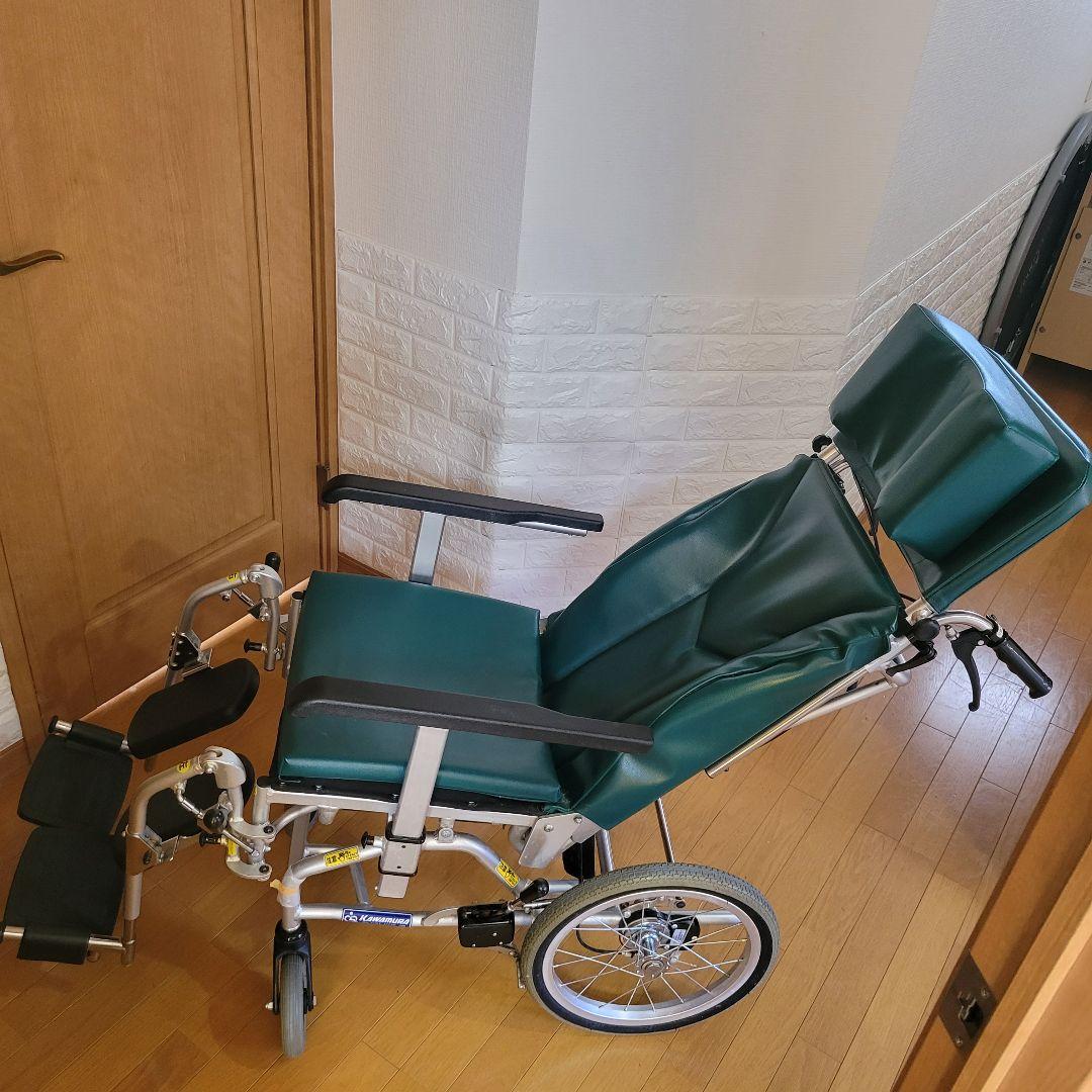 カワムラ　介助用車椅子 グリーン