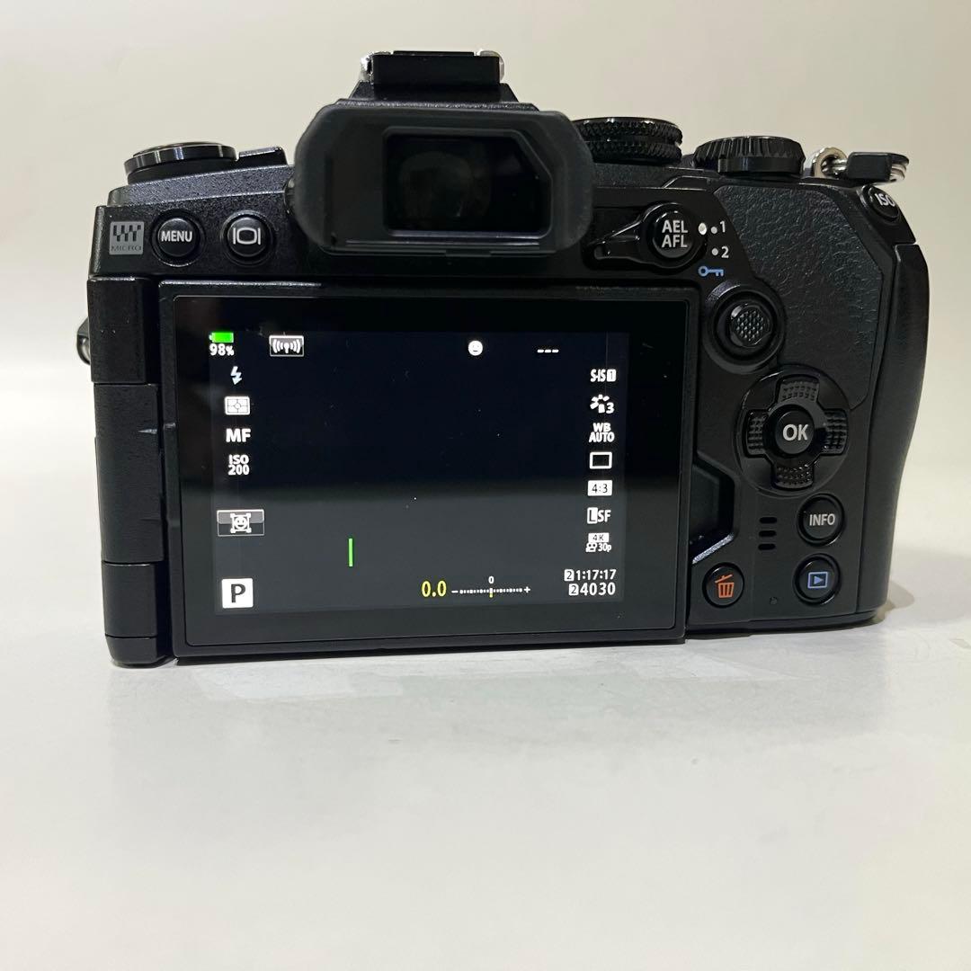 OM-D E-M1 MarkIII ボディ