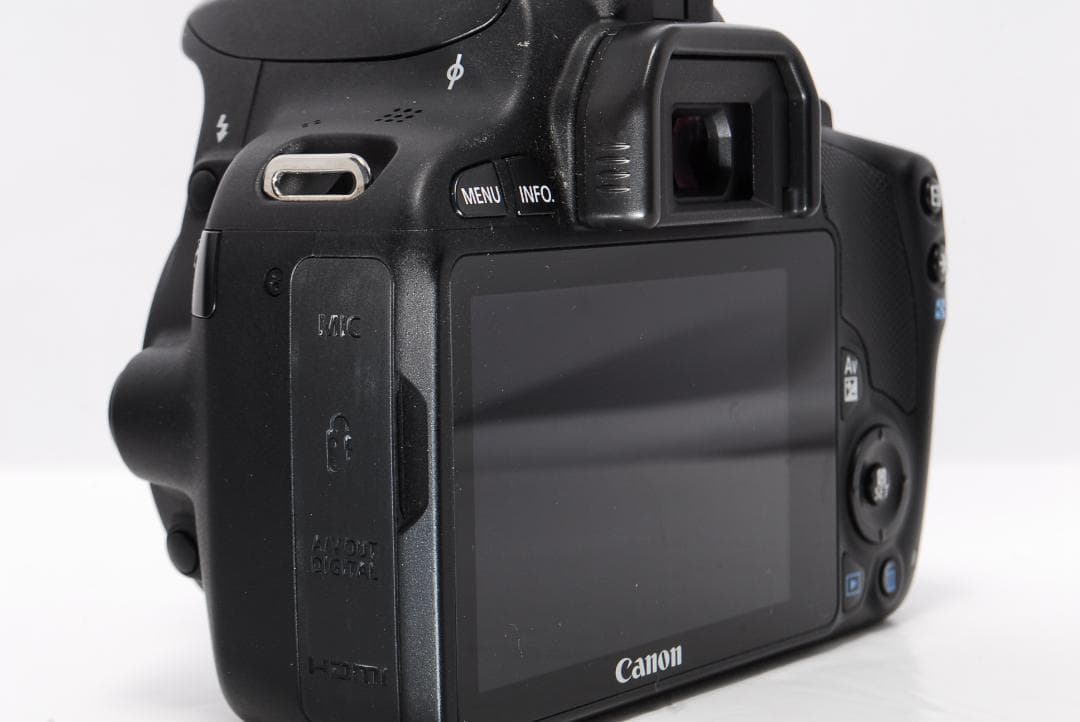 ✨ショット数極少 純正バック付き✨Canon Kiss X7ダブルレンズセット