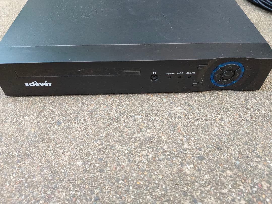 防犯カメラ　NVR カメラ　8台