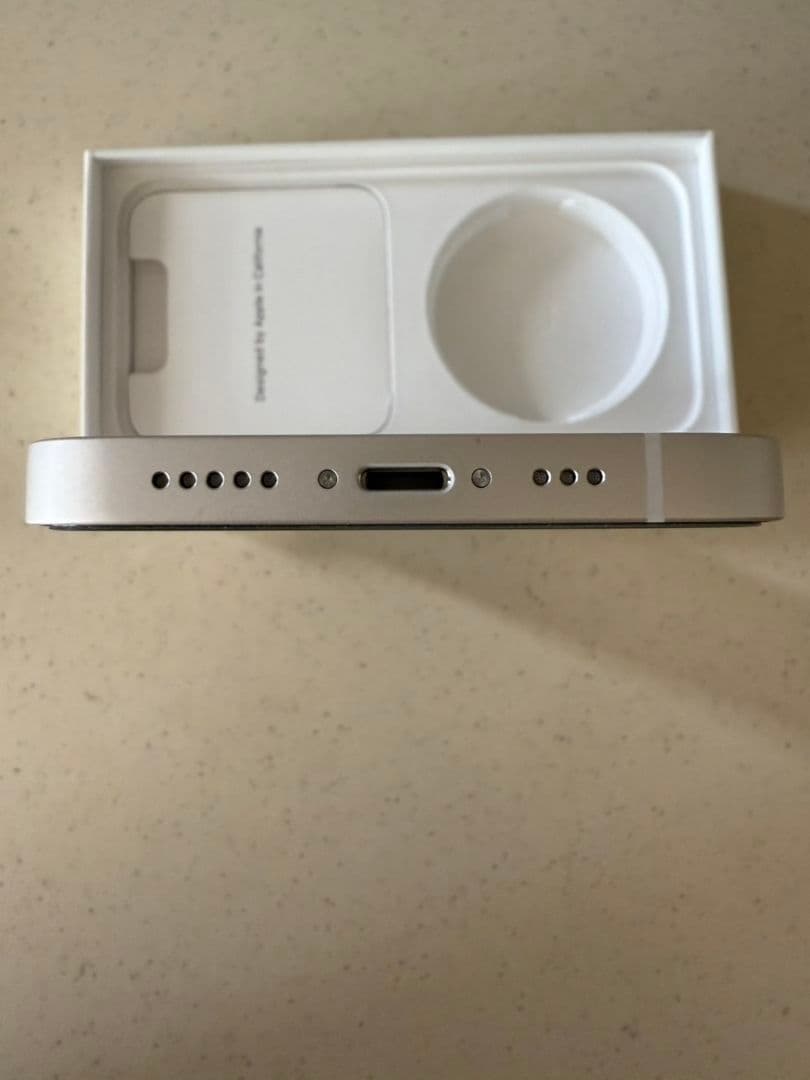 iPhone13／128GB／スターライト