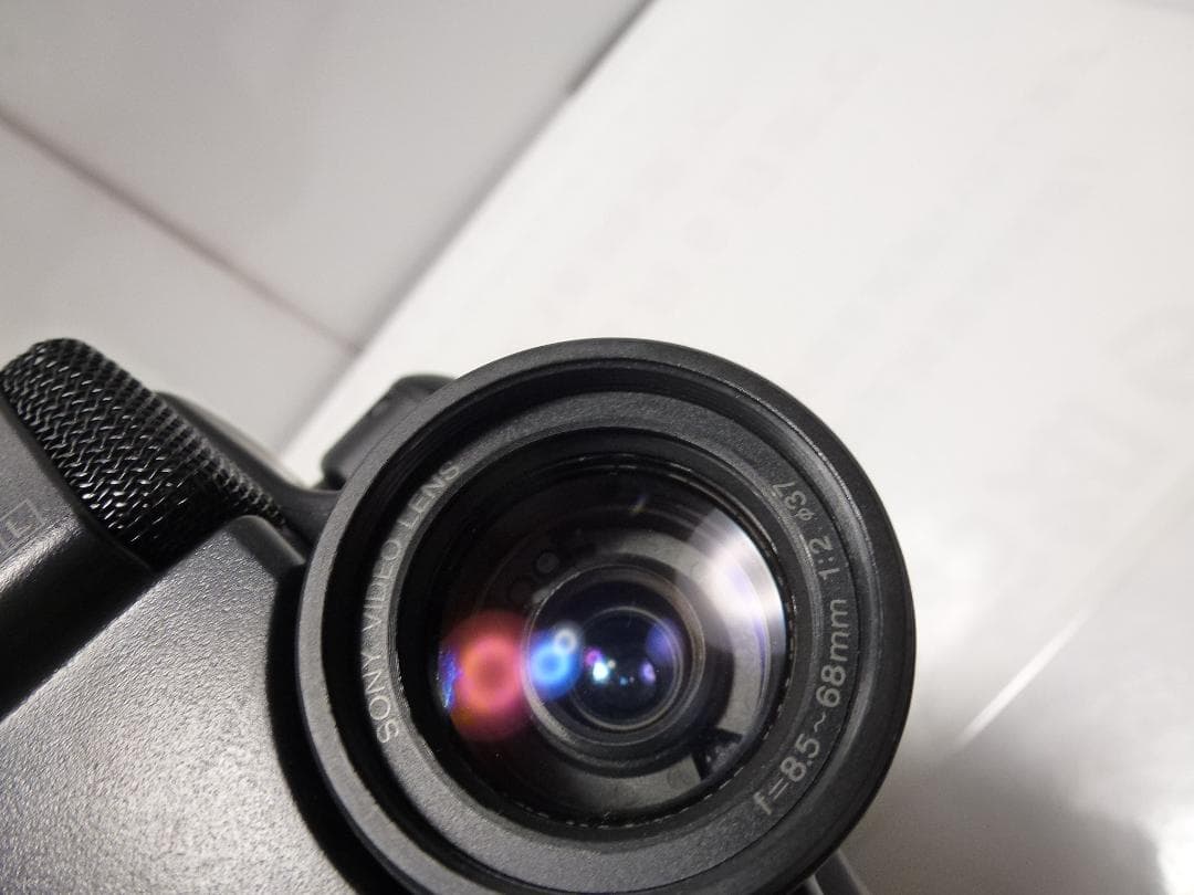 希少　大人気　訳有動作品　SONY　CCD-TR75　ビデオカメラ　8mmテープ