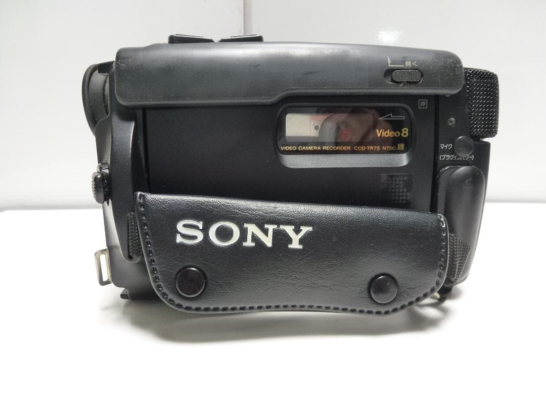 希少　大人気　訳有動作品　SONY　CCD-TR75　ビデオカメラ　8mmテープ