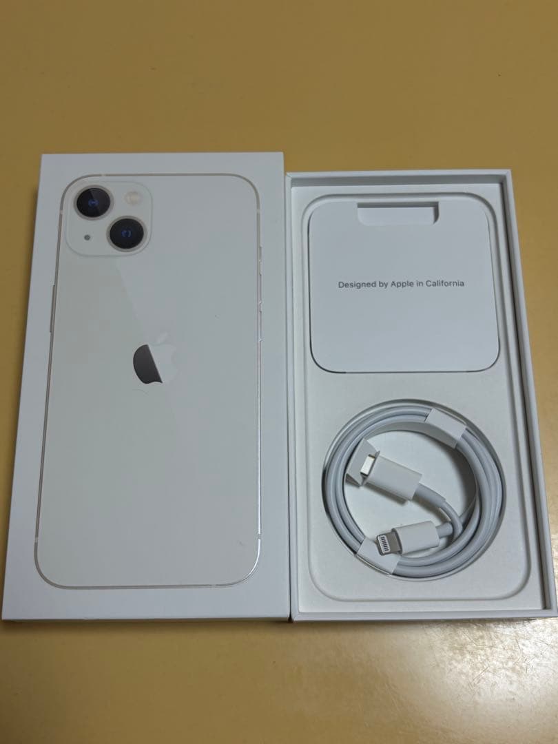 iPhone 13 【美品】128GB スターライト　SIMフリー　Apple