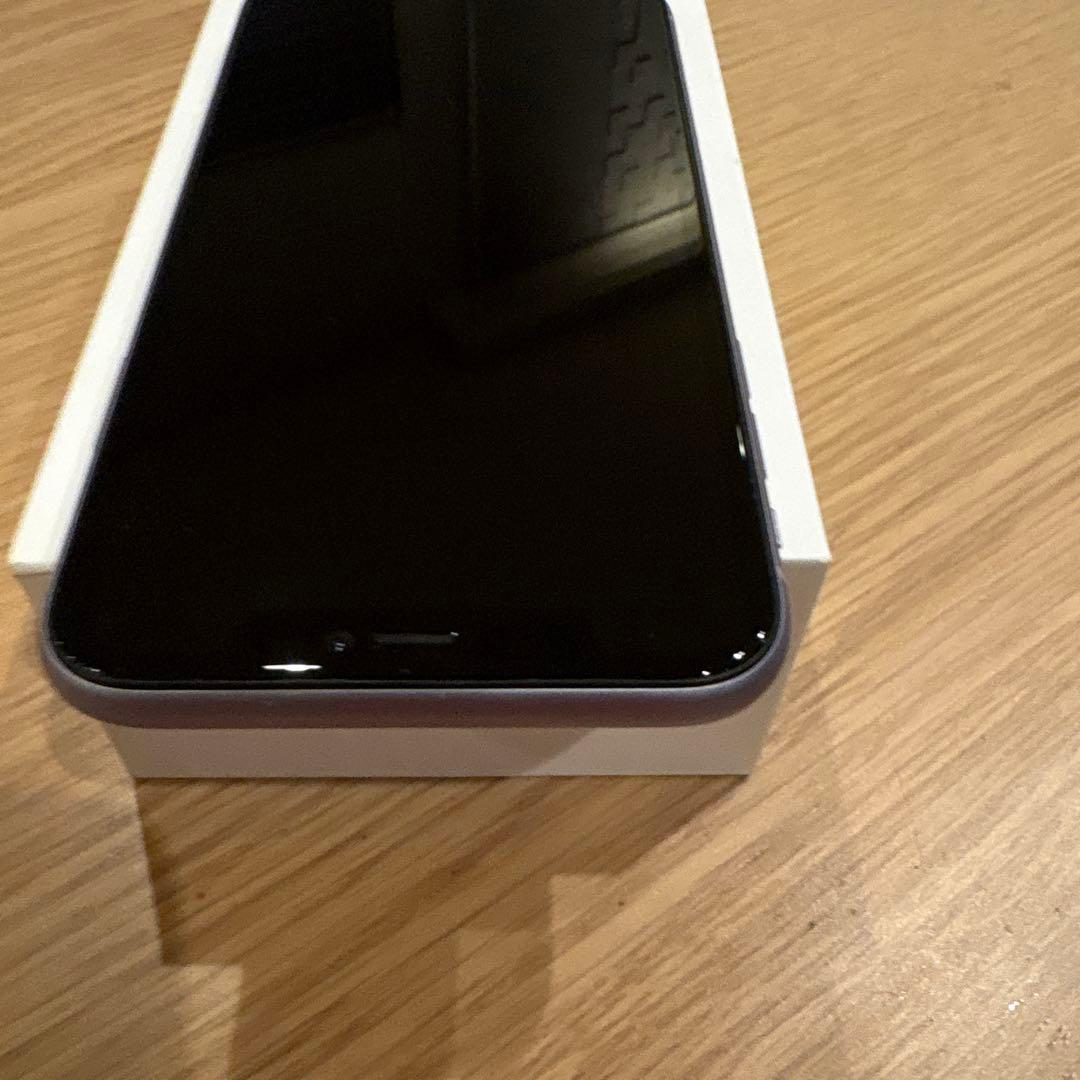 ファファ Apple iPhone11本体 256GBパープル