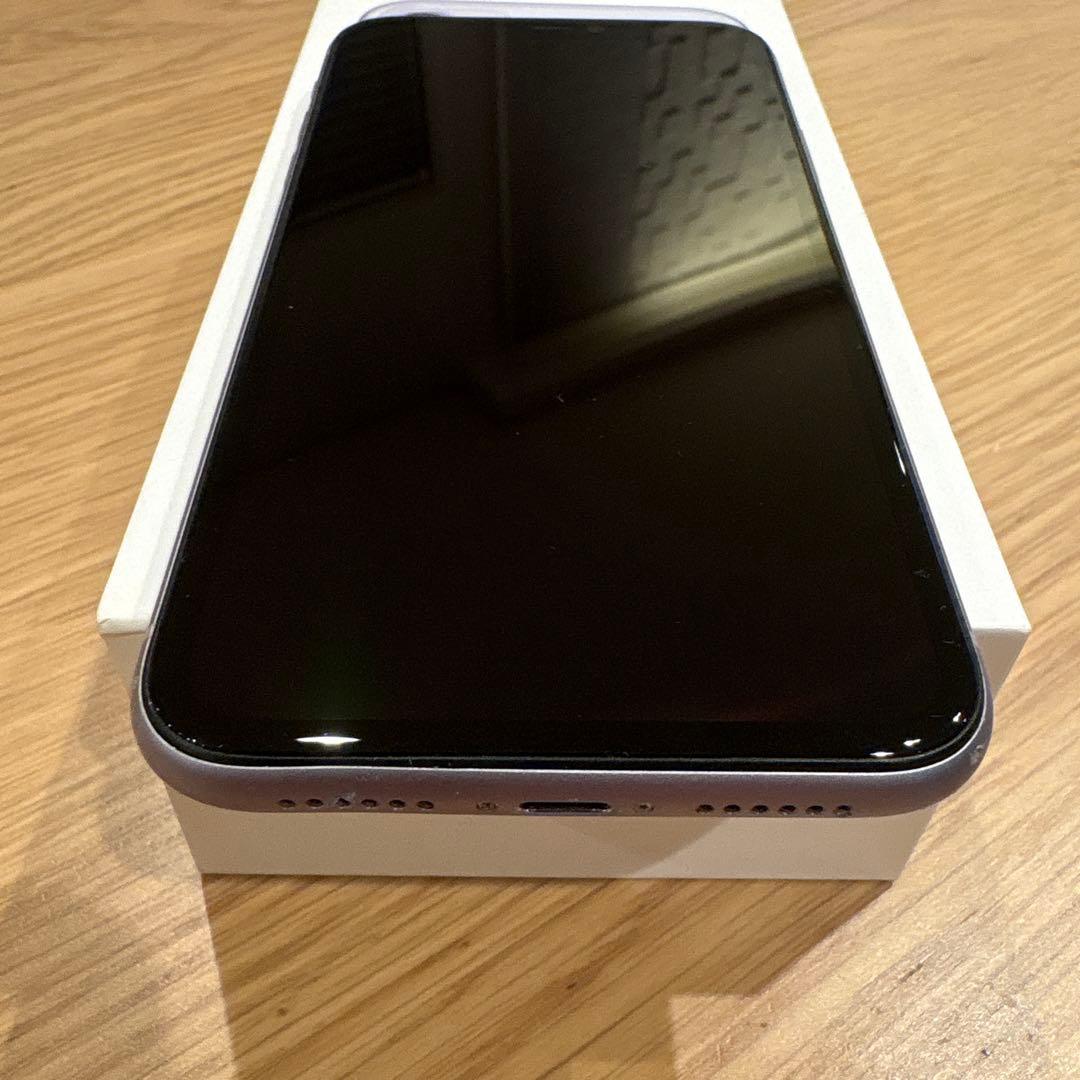 ファファ Apple iPhone11本体 256GBパープル