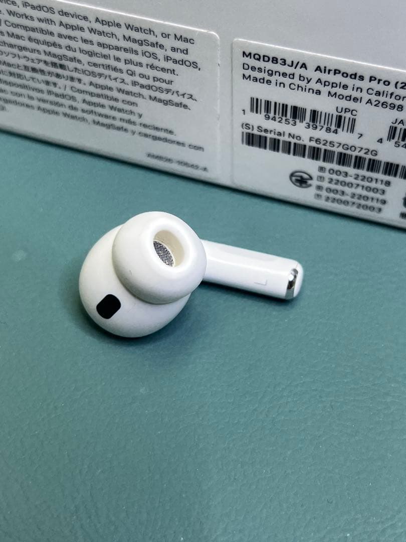 AirPods pro第2世代イヤホン左耳のみ A2699正規品動作品美品