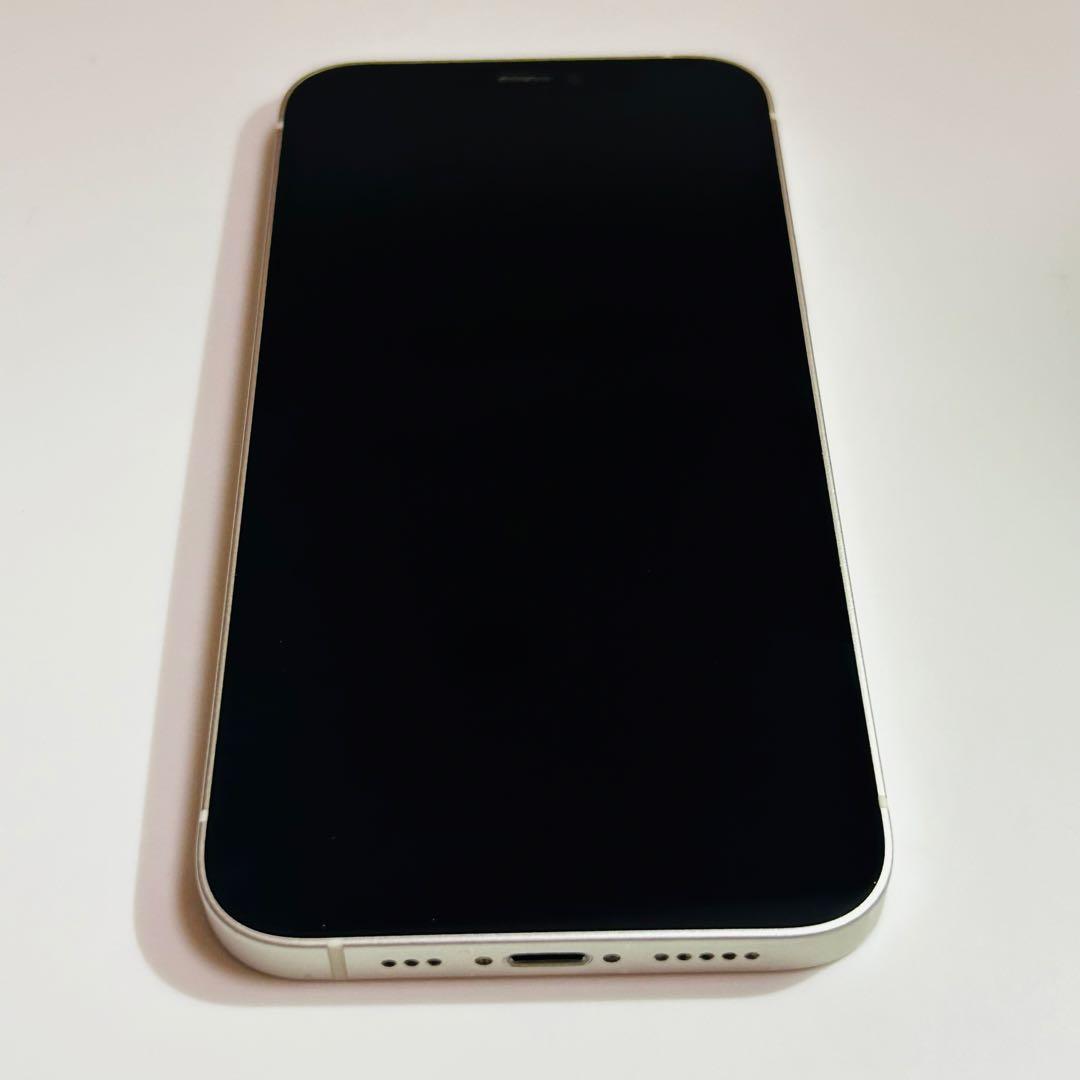 iPhone12《充電ケーブル付き⚡️》目立った傷無し 美品 ☆即日発送☆