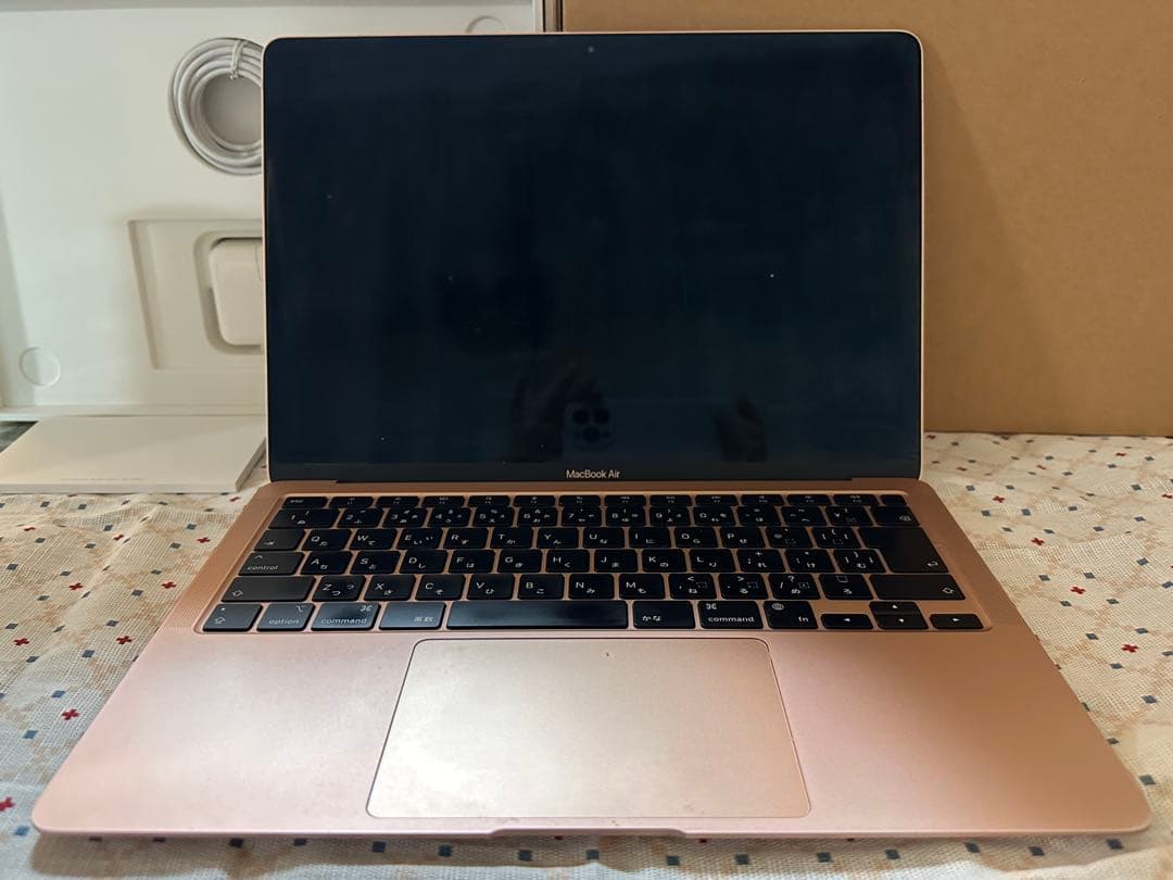 <美品>MacBook Air M1(2020年) 13㌅ 8GB/256GB