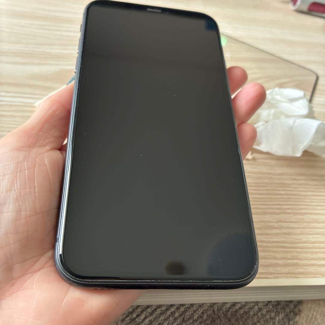 iPhone11 64GB 本体 ブラック　バッテリー69%