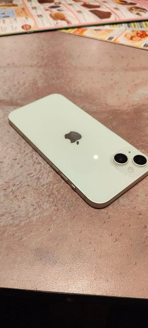 Apple iPhone 14 Plus　ホワイト 本体