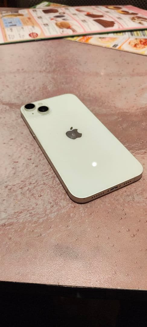 Apple iPhone 14 Plus　ホワイト 本体
