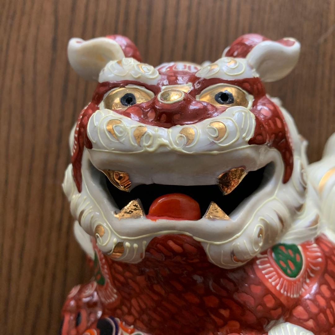 陶器製 獅子の置物 赤と白