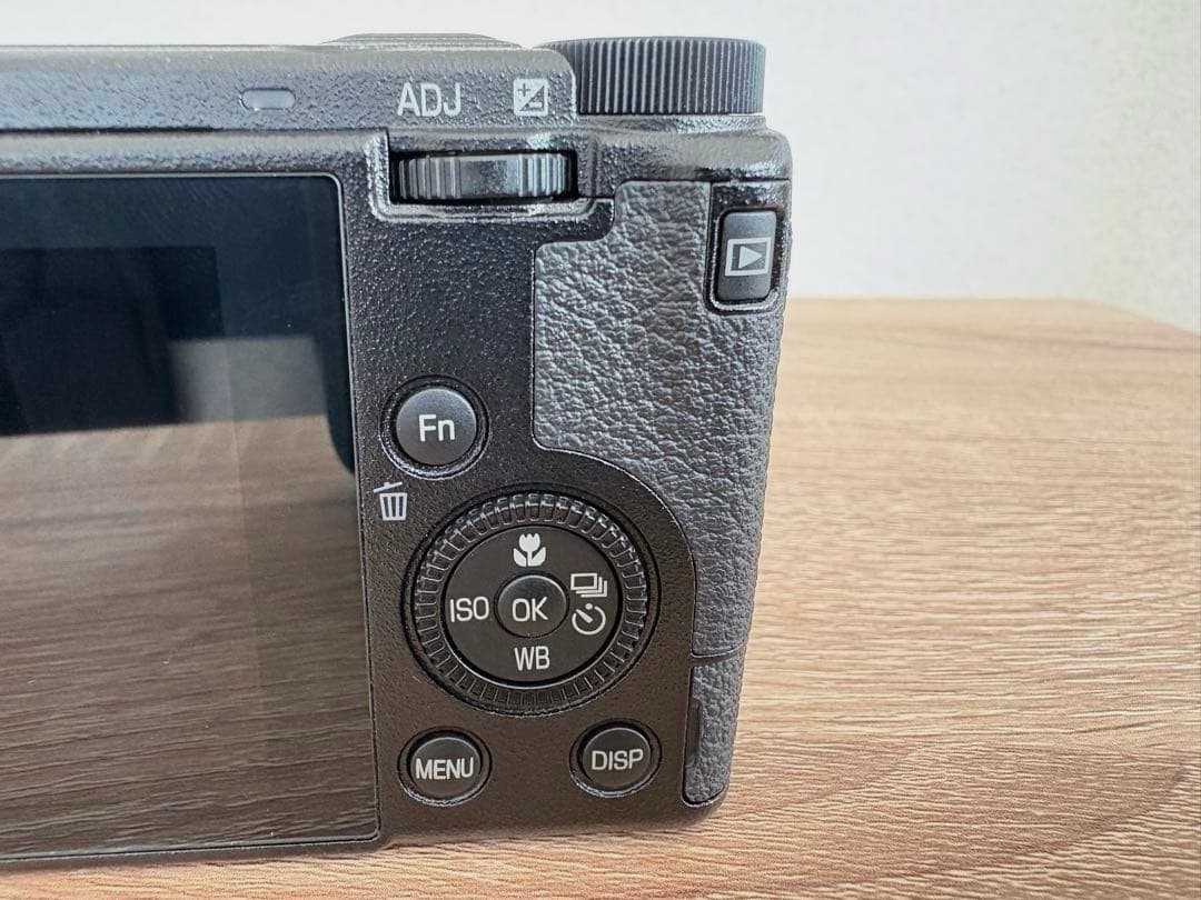 RICOH GR III コンパクトデジタルカメラ