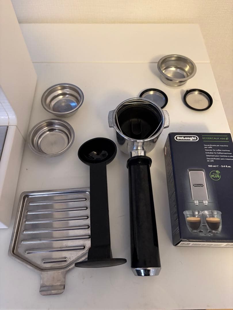 De'Longhi (デロンギ) エスプレッソメーカー ECP3220J-W