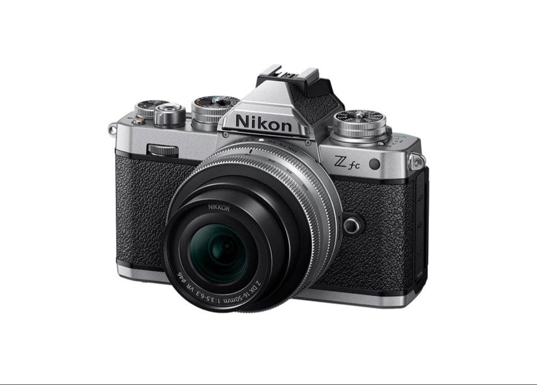 Nikon Z fc ミラーレス一眼 カメラ　ボディのみ