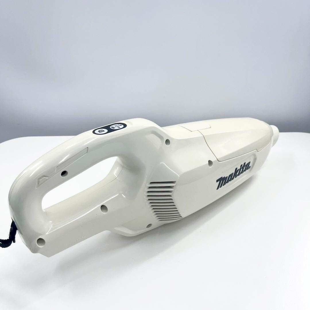 Makita CL107FD 充電式クリーナー 10.8V バッテリー付