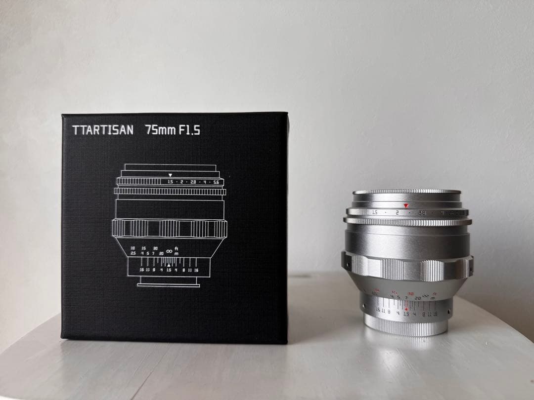 TTARTISAN 75mm F1.5 シルバーレンズ　M42マウント