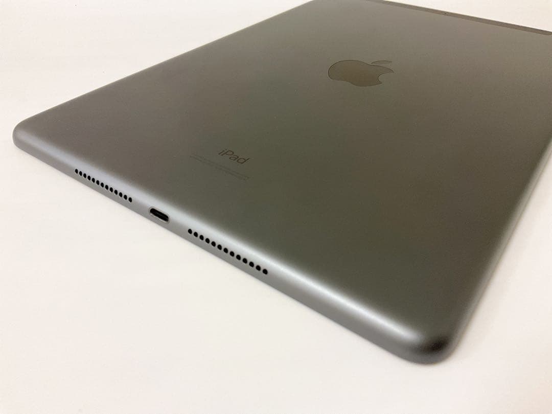 【美品・BT98％】iPad 第8世代 32GB Cellularモデル