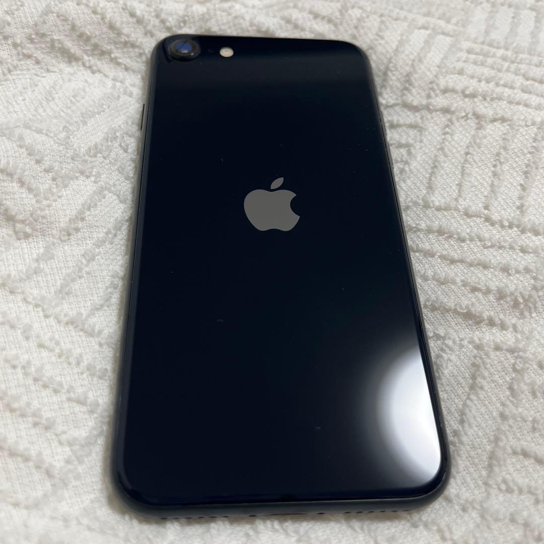 Apple iPhoneSE 第3世代　ミッドナイト　64GB