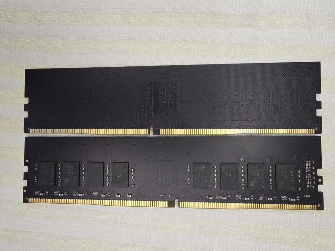 DATO DDR4 16GB×2 PC3200 メモリ 通電確認済み